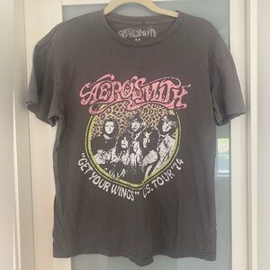 Distressed Aerosmith Tee size M